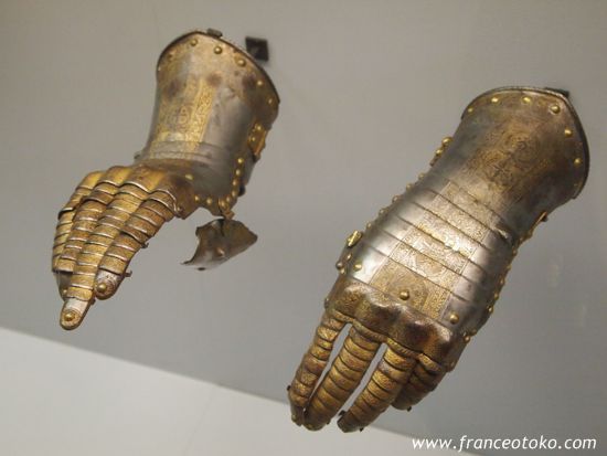 エクアン城　鎧