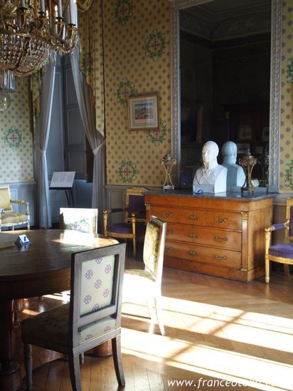 メゾンラフィット　maisonlaffitte